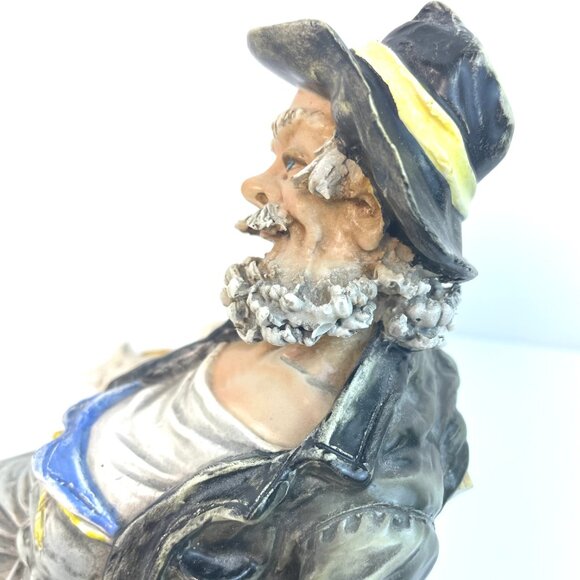 Vintage Large Capodimonte "Hobo On Bench" Italian Porcelain Figurine, 9.5" - Picture 5 of 16